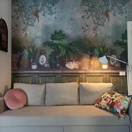 Colleoni 19 Parigi, Superior Con Corte Privata *