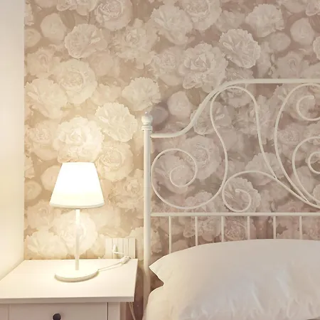 Apartment Colleoni 19 Parigi, Superior Con Corte Privata