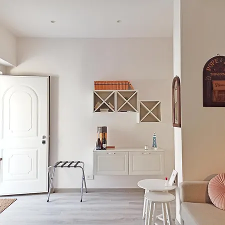 Colleoni 19 Parigi, Superior Con Corte Privata Apartment